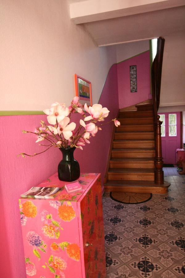 バーゼル B＆B ラ ヴィ アン ローズ Bed & Breakfast エクステリア 写真